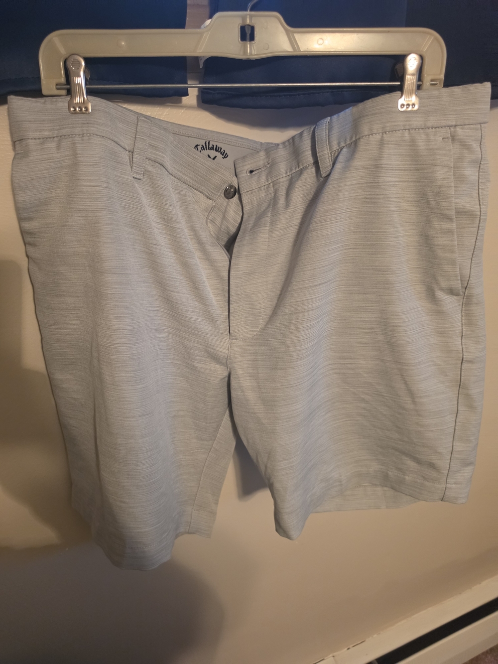 Callaway Men’s Light Gray Striated Performance Golf Shorts